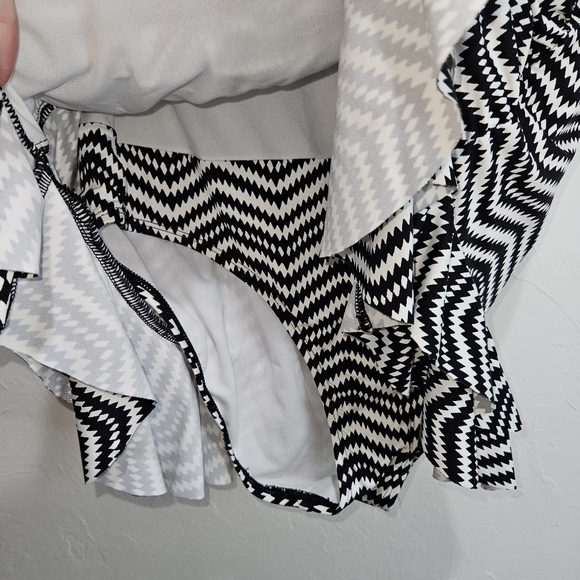 Retro Barbie Style Large Swimsuit One Piece Swim Bathing Suit Black Ruffle Dress - Picture 5 of 13